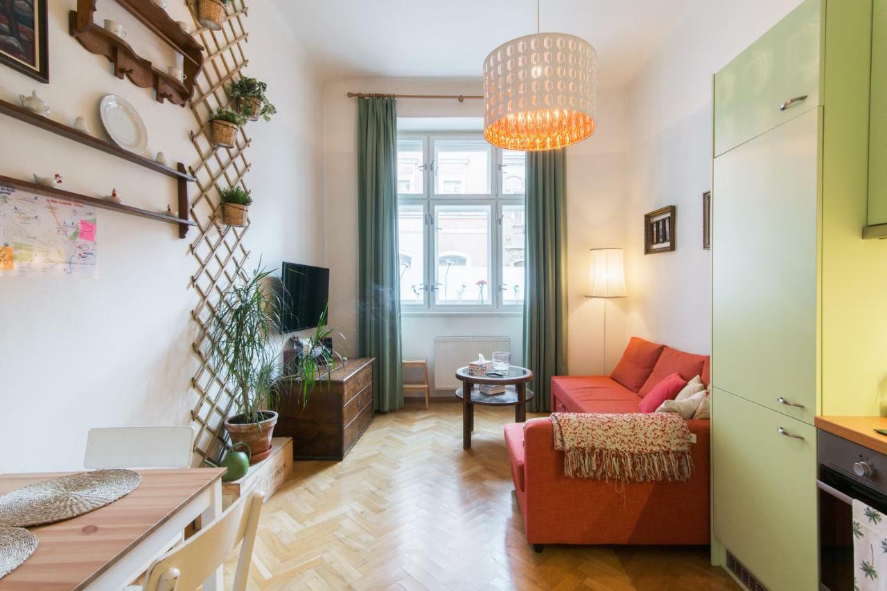 Victoria Design Stays - Apartment Slavojova Praag Buitenkant foto